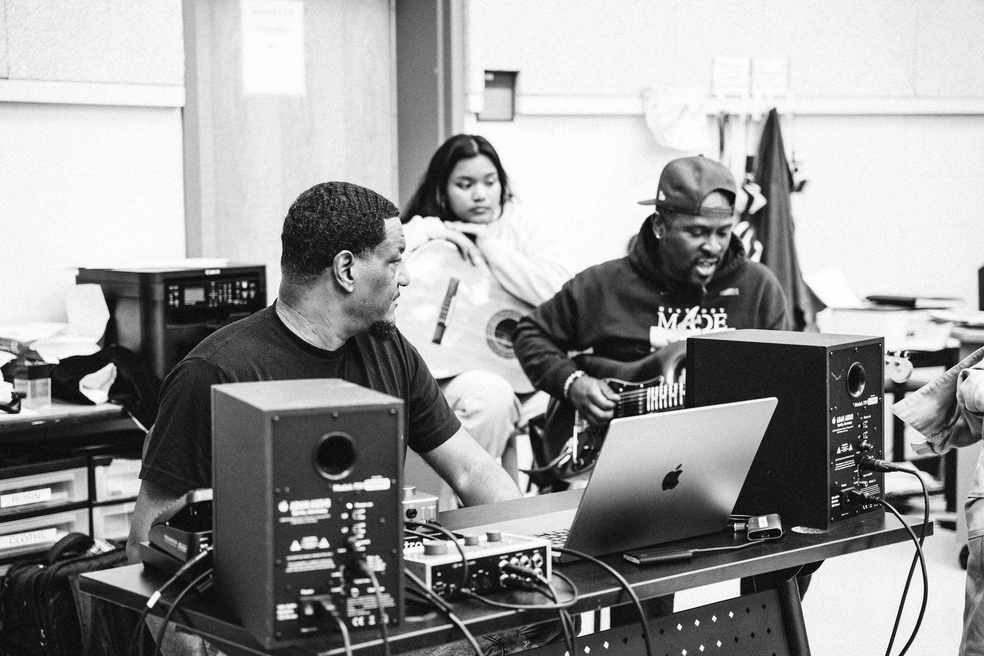Keyz Bridgez at the production desk with students